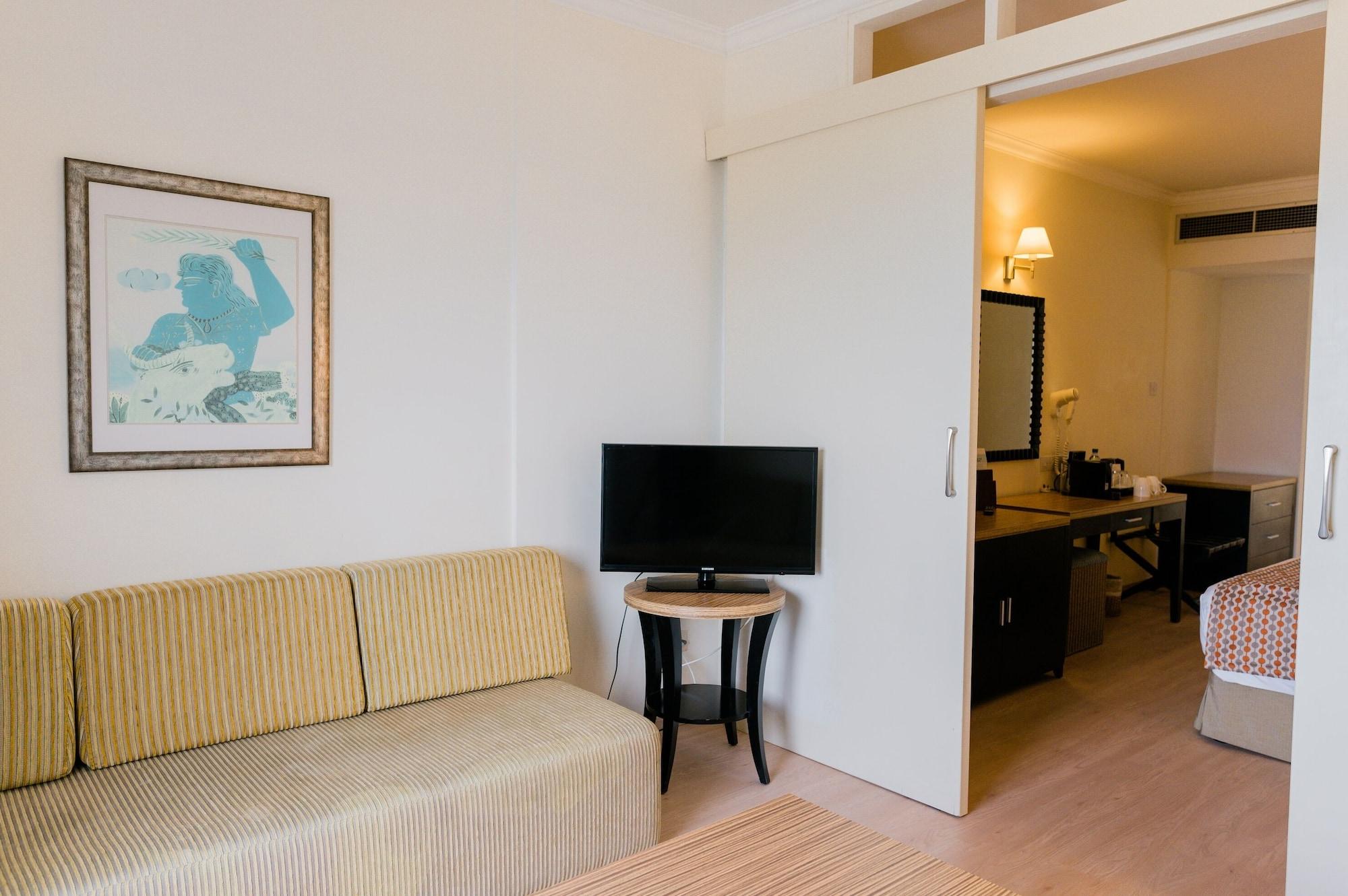 Elias Beach Hotel Limassol Exterior photo