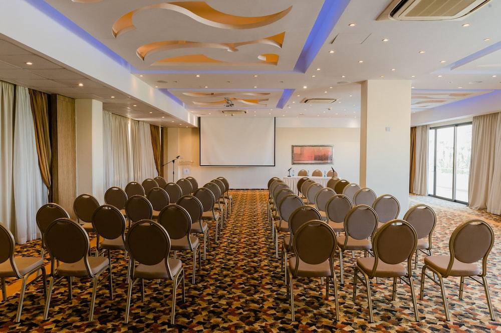 Elias Beach Hotel Limassol Exterior photo